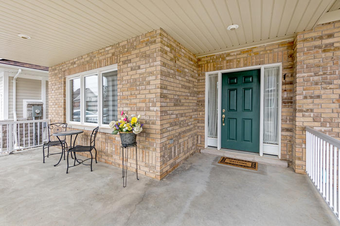 200 Kingfisher Dr, 180, Orangeville ON L9W 0B3, Canada
