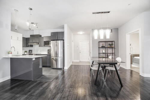 Jean Beraud、Le boulevard Saint-Denis a 3735 Avenue Jean-Béraud, Laval QC H7T 0H8, Canada - Visite Virtuelle